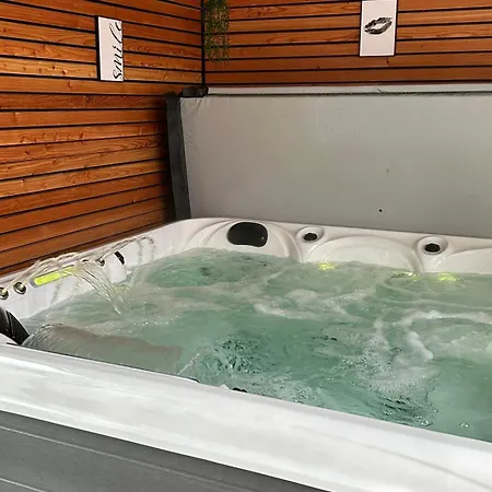 Haie Jad'o Bed & Breakfast Hamois